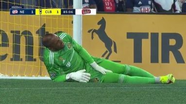 Injured Goalkeeper Makes 3 Huge Saves to Preserve Game (Team out of Subs)