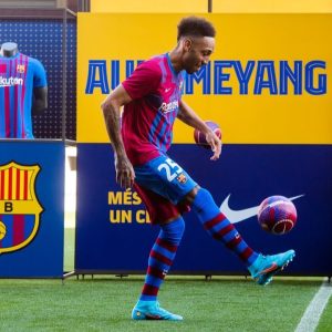 AUBAMEYANG'S FIRST TOUCHES AS A BARÇA PLAYER IN HIS OFFICIAL PRESENTATION ⚽💙❤️