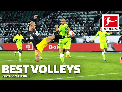 Top 10 Best Volley Goals 2021/22 so far - Haaland, Lewandowski & More