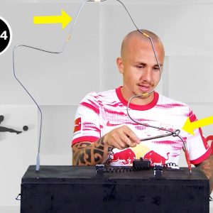 Angeliño vs. Jeremie Frimpong - ⚡ Buzz Wire Challenge ⚡