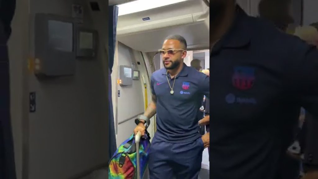 Barça flies out to the US ✈️