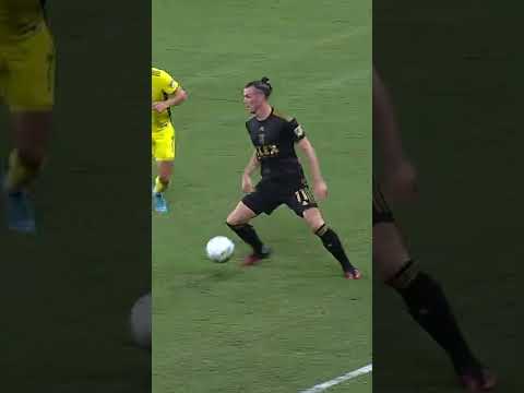 Gareth Bale with them tekkers #shorts