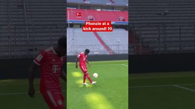 Alphonso DAVIES: Wait for it … 😧👀