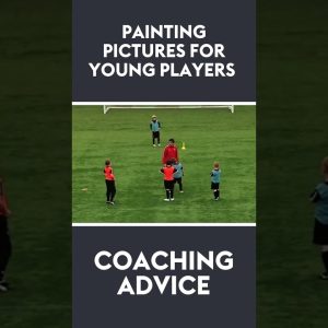 How do coaches 'Paint Pictures' for young football players ⚽️ #shorts