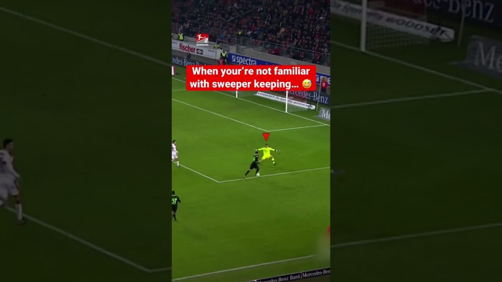 What a GK BLOOPER 😩🙈