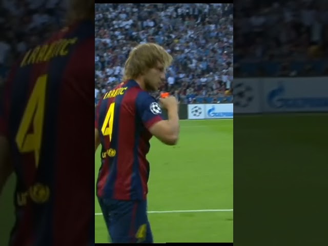 Many happy returns Samuel Eto'o and Ivan Rakitic! 🎉 #shorts