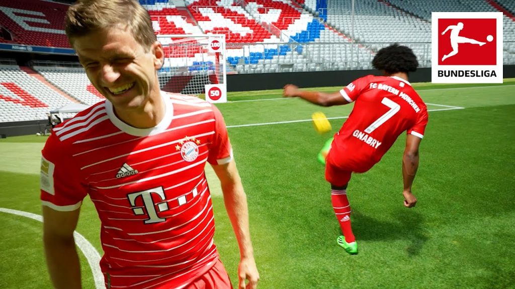 "You can't beat me!" | Müller & Gnabry Head to Head in Crazy Target Challenge