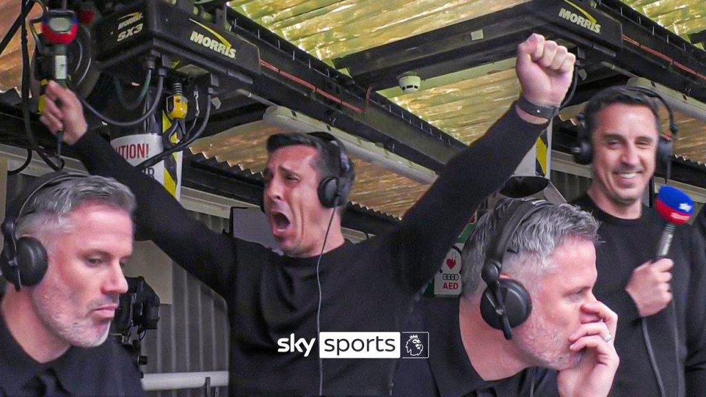 EXTENDED Carra and Neville Comms Cam during Manchester United 2-2 Liverpool! ๐ฅ 7 1713252159 maxresdefault