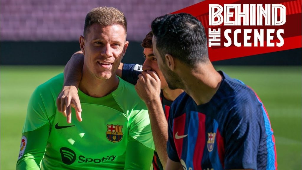 Behind the scenes the OFFICIAL 2022/23 FIRST TEAM'S PHOTO SHOOT 📸 🔵🔴 2 1729490308 maxresdefault