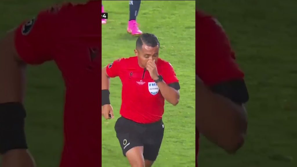 ¡POLÉMICA! 👀 ¿Era roja para Columbus? #shorts 5 1732785543 maxresdefault