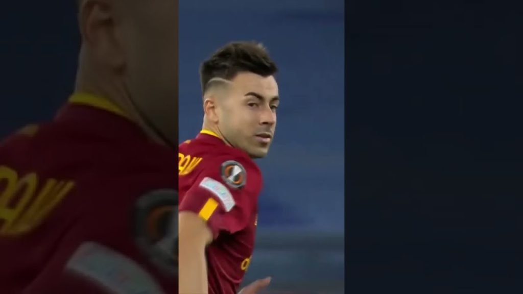 ¡A NADA! Casi gol de vestidor de la LOBA 🐺 #futbol #roma #asroma #mourinho #europaleague #tudn 5 1733706688 maxresdefault