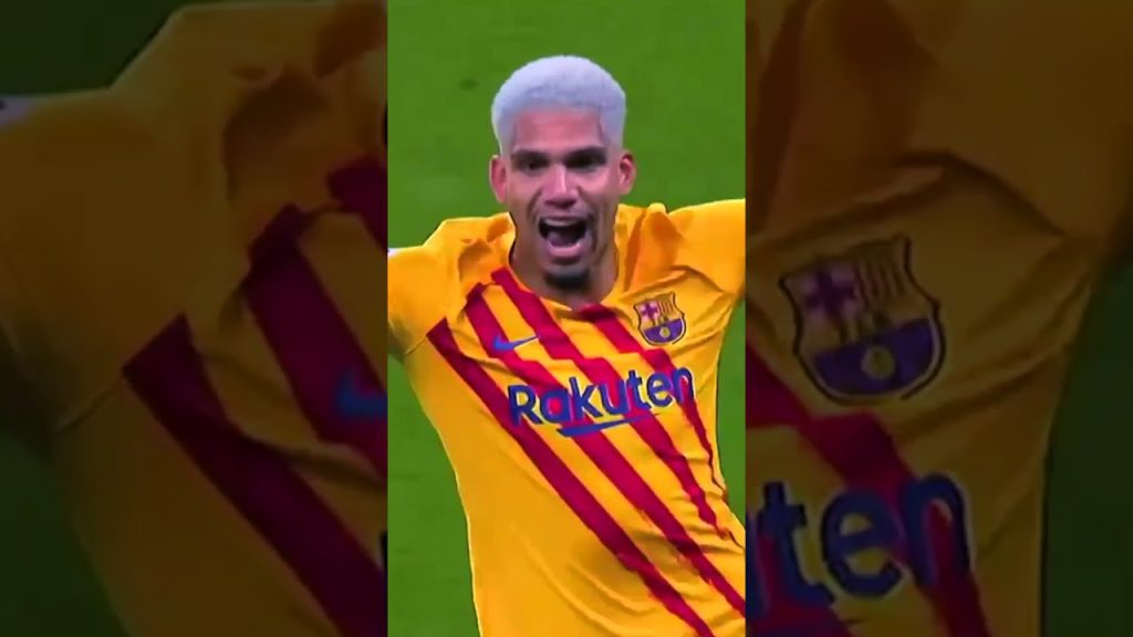 Araujo. Is. Back! 🦍👊 #shorts #fcbarcelona 10 1734214892 maxresdefault