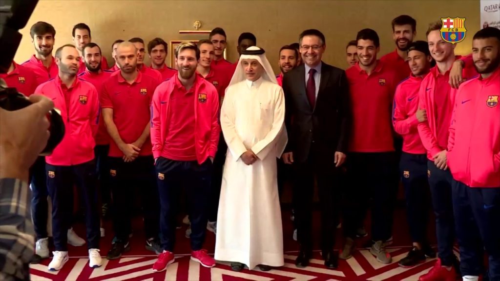 Doha goes head over heels for FC Barcelona / نجوم برشلونة في لقاء مع المشجعين 3 1736513767 maxresdefault
