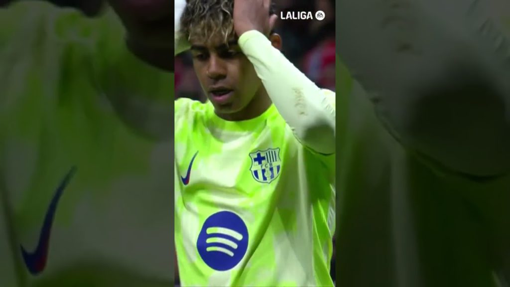 Lamine Yamal hits the post 🪵 #fcbarcelona #laligahighlights #shorts 6 1742292689 maxresdefault