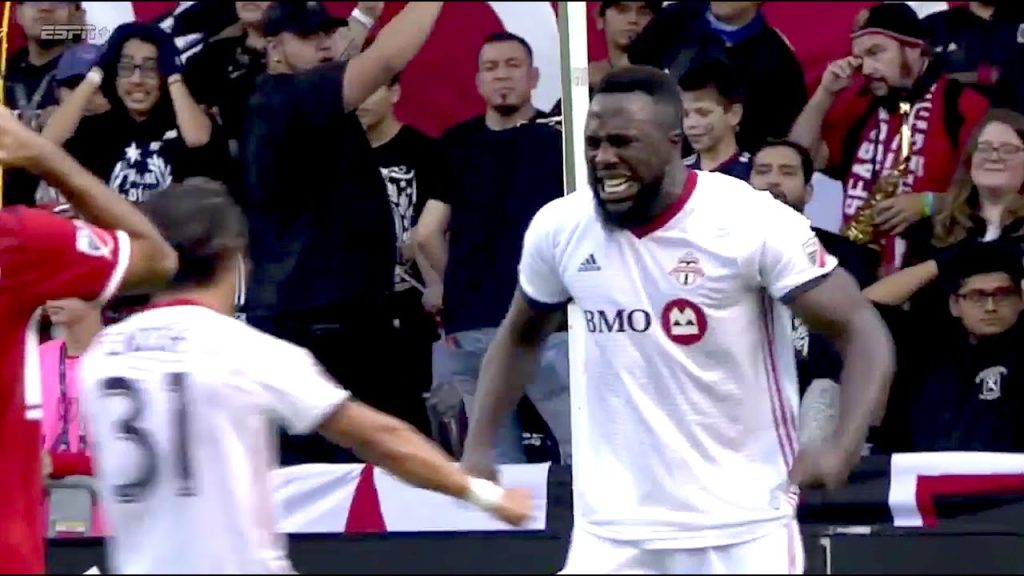 ¡Golazo! Jozy Altidore burla a dos rivales y vence al portero entre las piernas 6 1744704939 maxresdefault