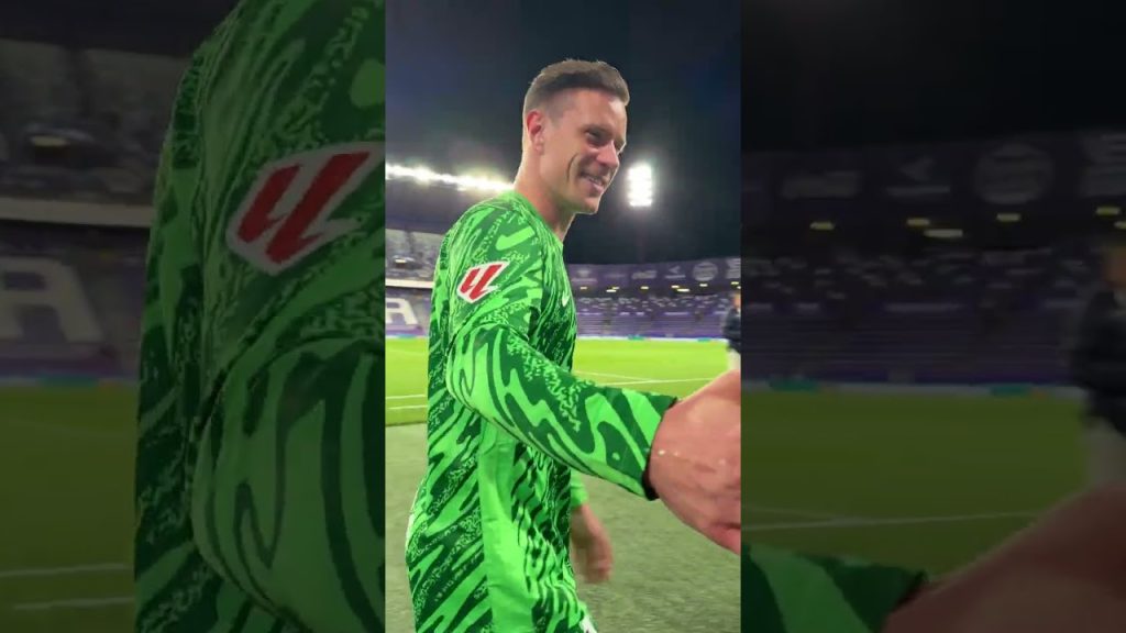 ๐ Ter Stegen #fcbarcelona #football #shorts 7 1746913348 maxresdefault