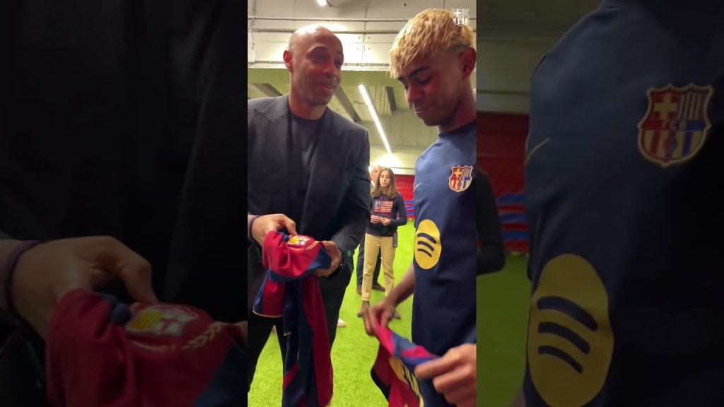Lamine Yamal 🤝🏼 Thierry Henry 💙❤️ #fcbarcelona #lamineyamal #thierryhenry 9 1747348408 maxresdefault