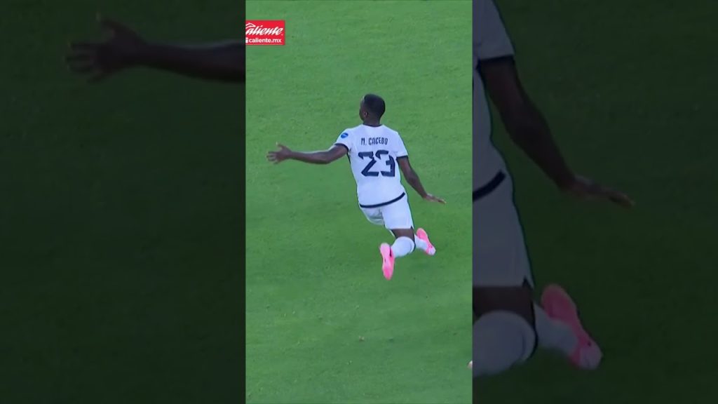 ¡MAL CIERRE! 🥹 Arteaga se lesiona al caer de mala forma #shorts 7 1747938992 maxresdefault