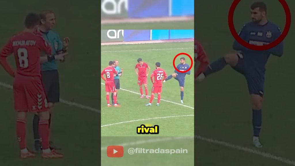 Pero que pasó ahí!? 🤣🤣 #futbol #fútbol #soccer créditos a: footysfinest en IG 4 1748466987 maxresdefault
