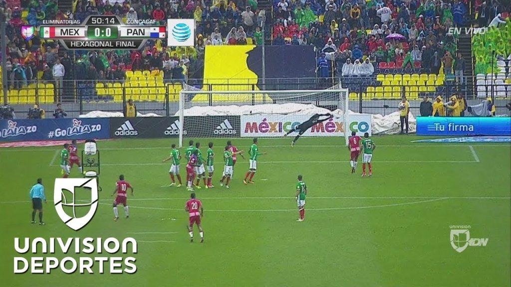 ¡Ochoa salvó a México tras este tiro libre! 6 1749113080 maxresdefault