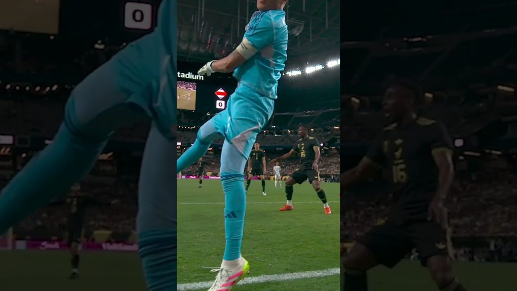 Santiago Giménez DENIED of a wonder goal 😔😔 #mexico #goldcup #santiagogiménez énez 4 1752391711 maxresdefault