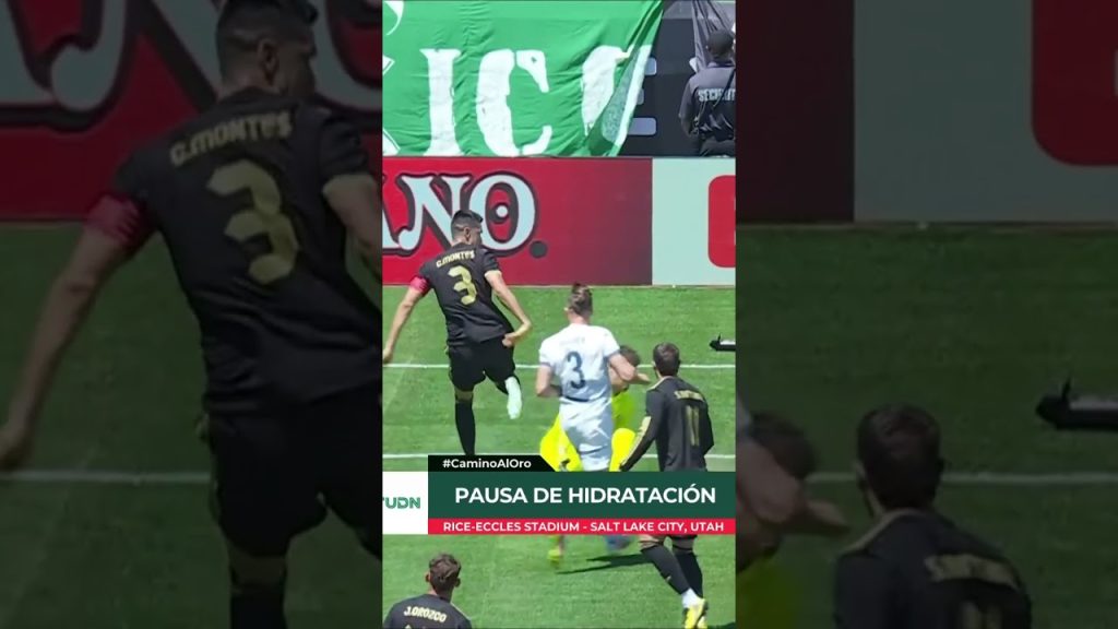 ¡NO ANDA FINO! Santiago Gimenez falla ❌😱#shorts 4 1753677447 maxresdefault
