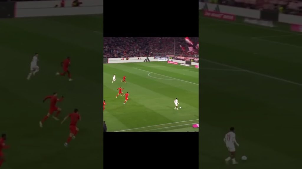 Benjamin Šeško Finishes a Brilliant Counter for Leipzig #Bundesliga #FCBayern #BundesligaUSA 1 1758036992 maxresdefault