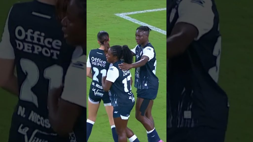 ¡ASÍ NO SE PUEDE! 😱 Rayadas le REGALA dos goles a Pachuca #shorts 10 1758621955 maxresdefault