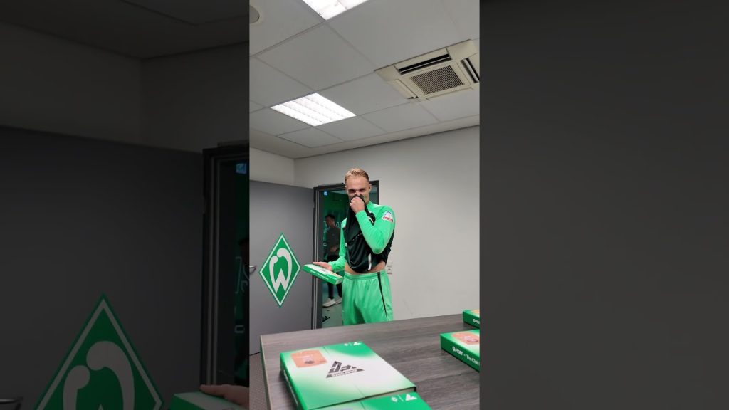 44 SCHUSS IST EINE BODENLOSE FRECHHEIT 😤 #svw #bundesliga #werderbremen 3 1759086034 maxresdefault