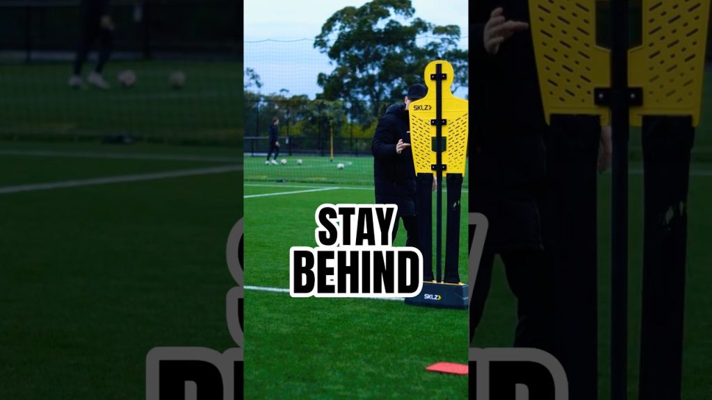 Floating behind centre-half = chance to create space #soccercoach #footballcoaching #soccertips 9 1761222634 maxresdefault