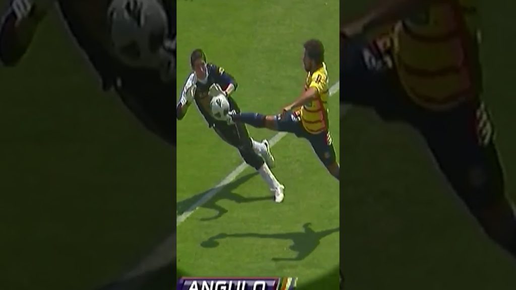 😱 ¡Polémica total! Los penales que encendieron la final entre Pumas y Morelia ⚖️🔥 #tudn #shorts 8 1761906360 maxresdefault