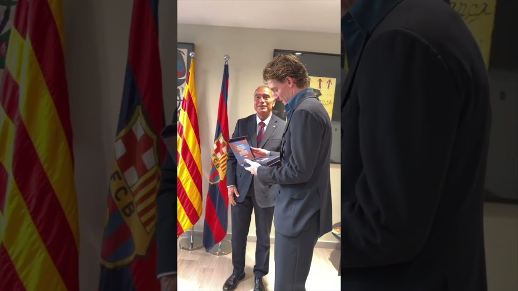 Anthony Gordon is now a BarΓ§a member πͺͺβ
#fcbarcelona #football #gordon #shorts 5 1780406815 maxresdefault