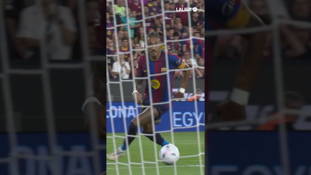 Raphinha 🤝 Pedri #LaLigaHighlights #fcbarcelona #shorts 9 1788075777 maxresdefault